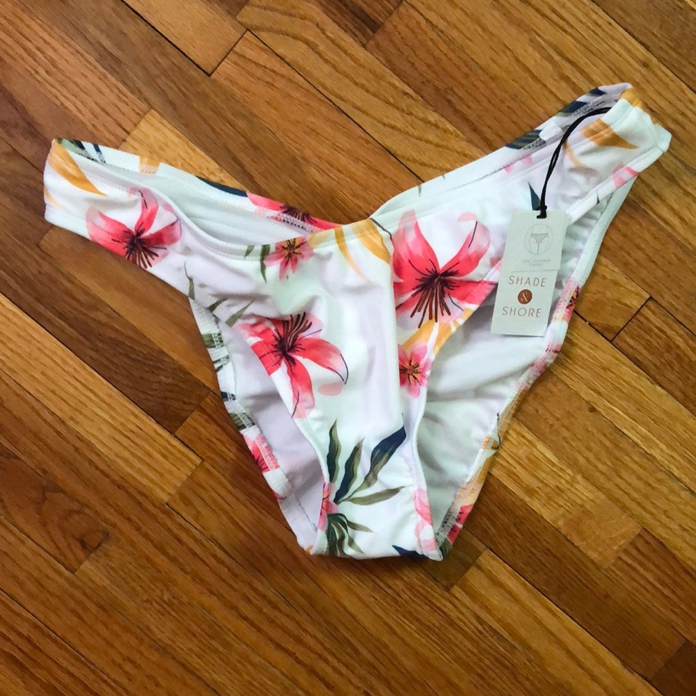 Swimsuit bottoms